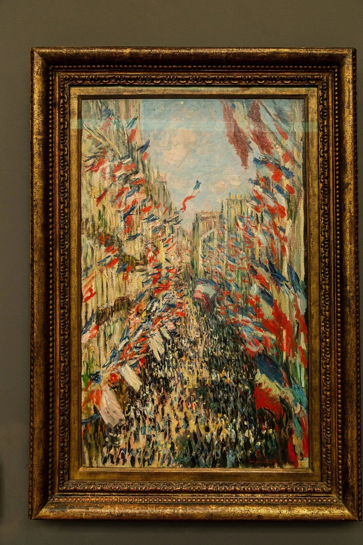 La Rue Montorgueil à Paris, fête du 30 juin 1878, par Claude Monet
