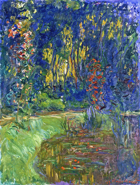 🌸 Cantinho de jardim em Giverny, com malva-rosa e lagoa de nenúfares