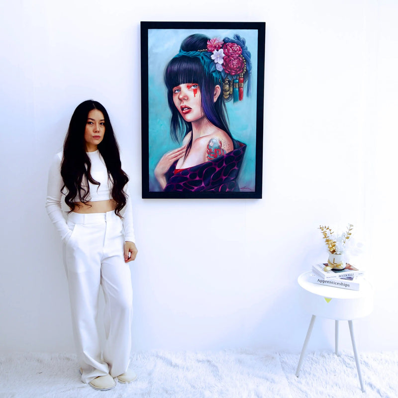 Menina com um Coque Floral | 60 x 90 cm