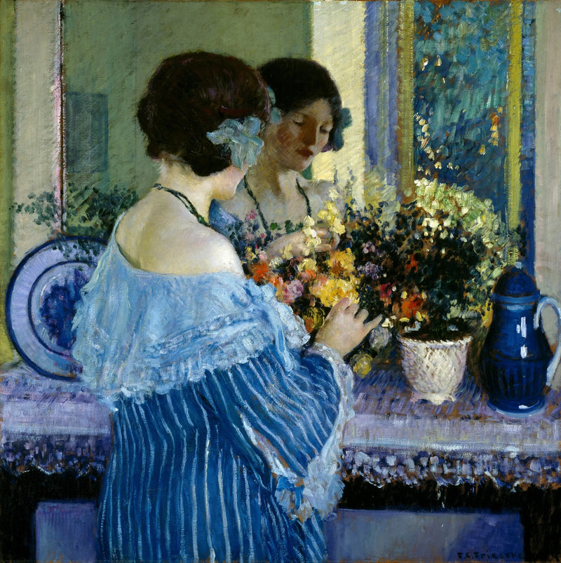 Jovem garota de azul arrumando flores - Frederick Carl Frieseke